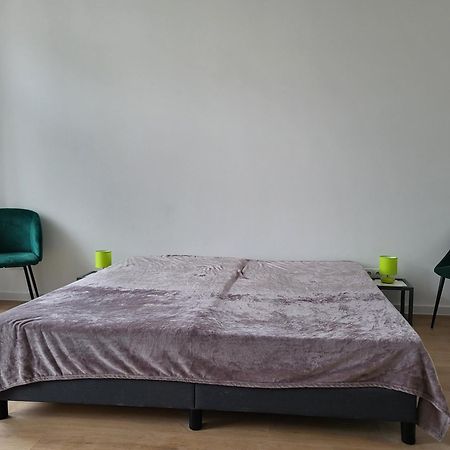 Volkshaus Hbf Wg & Serviced Apartments Zittau Extérieur photo